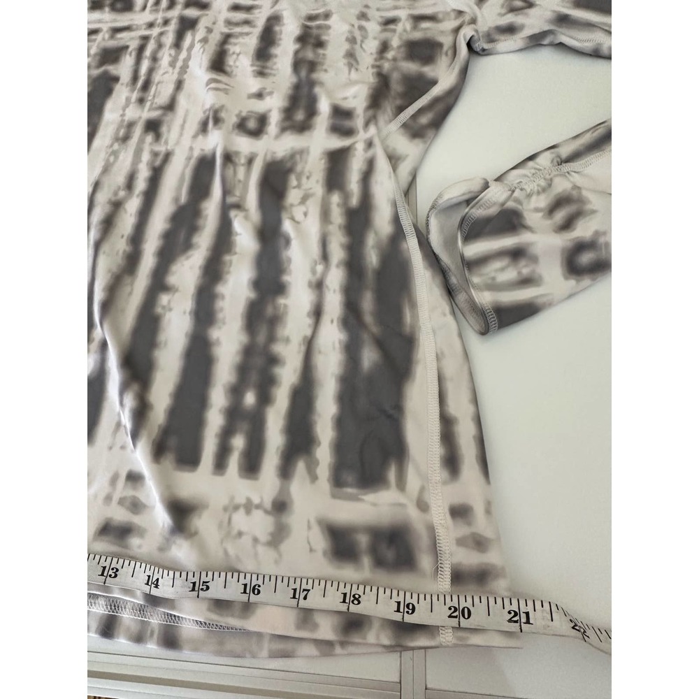 Women XL under armour high neckline zip pullover long sleeve workout top shirt - Picture 6 of 11